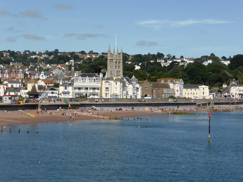 town from pier